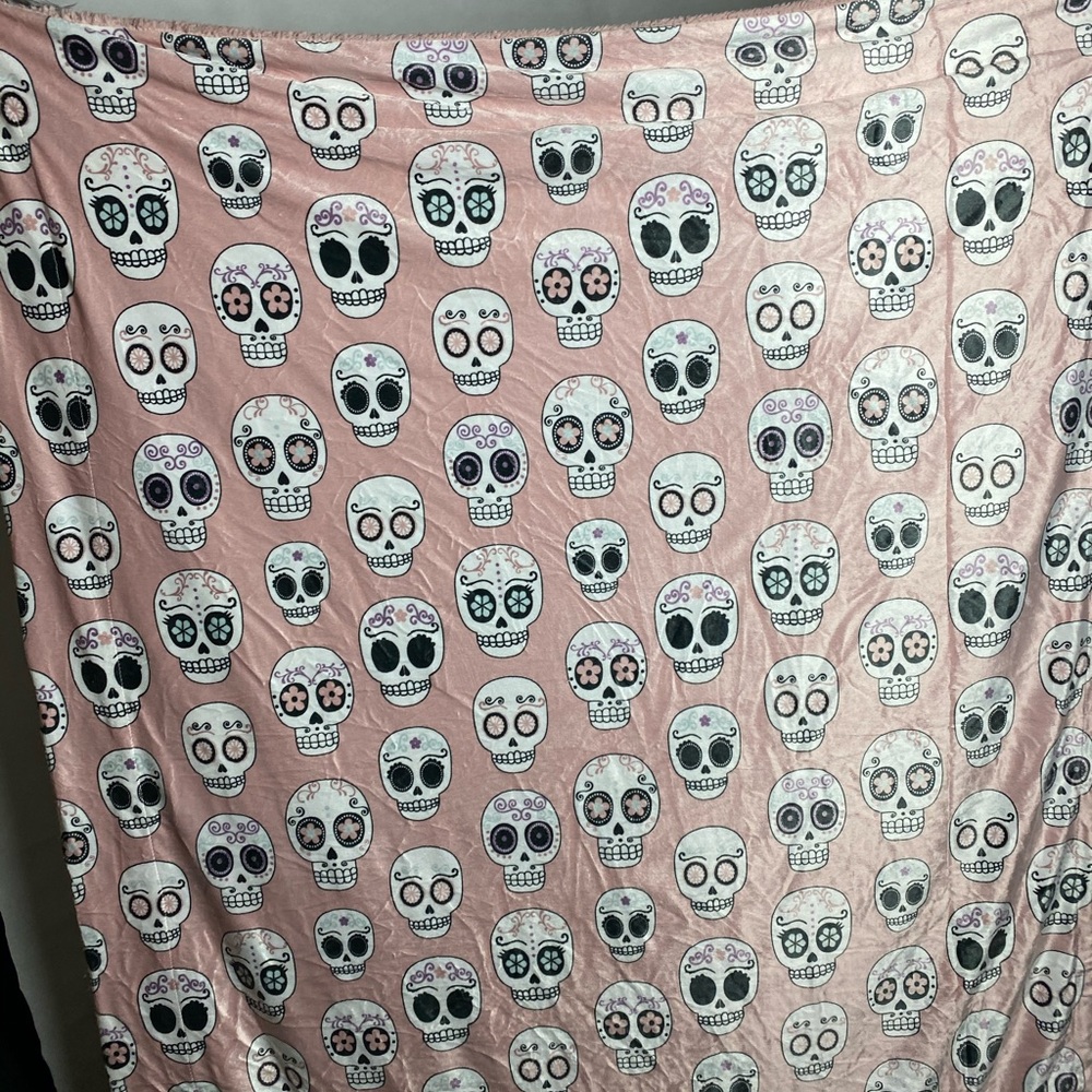 Sugar Skull Fuzzy Blanket
